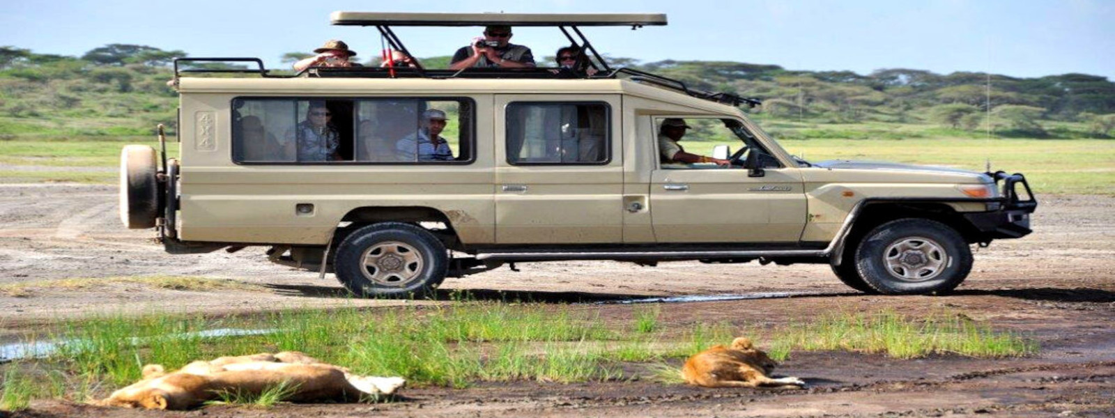 Safari Vehicle Hire in Uganda